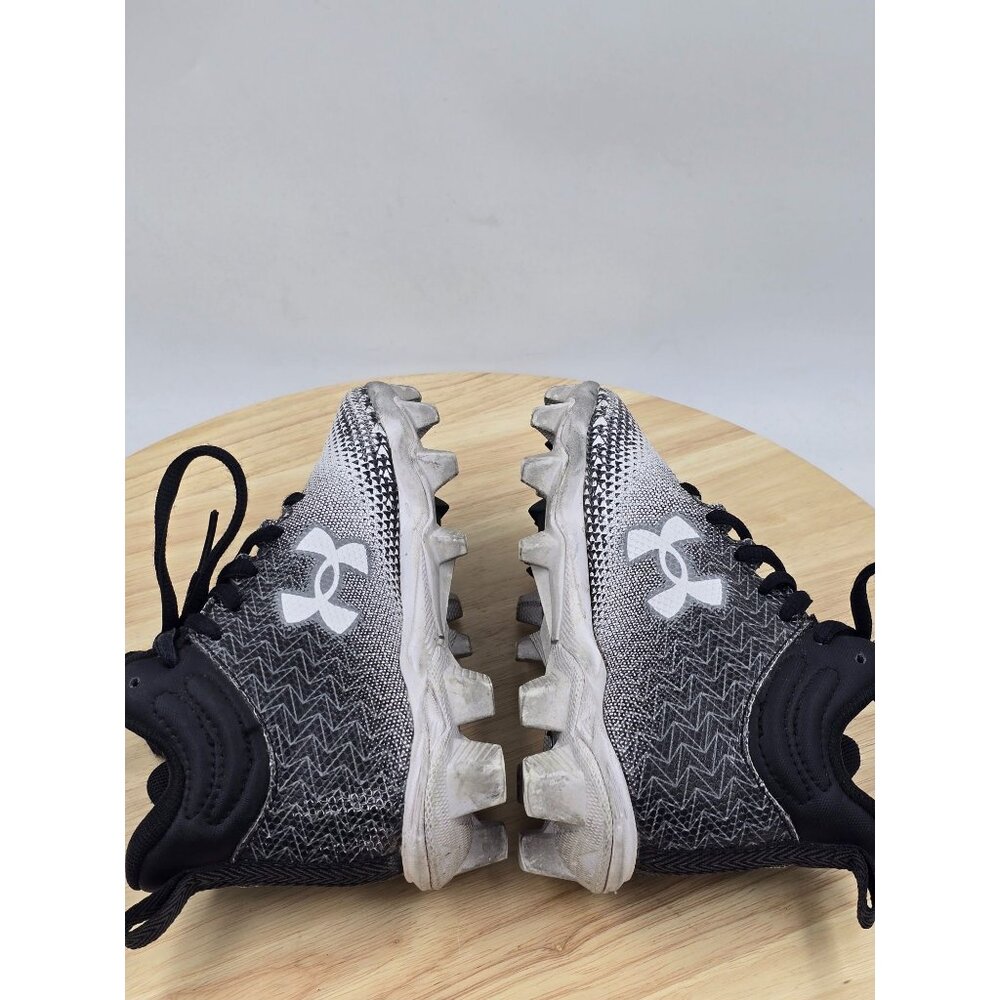 Under Armor Spotlight Fran 3.0 JR RM Football Cleats Youth Size 11k 3026344-001 - Picture 6 of 8